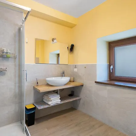 Da Dani Casa פונטרמולי